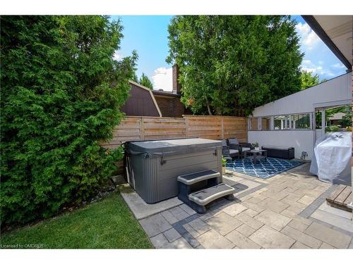 905 Cloverleaf Drive, Burlington, ON - Outdoor With Deck Patio Veranda