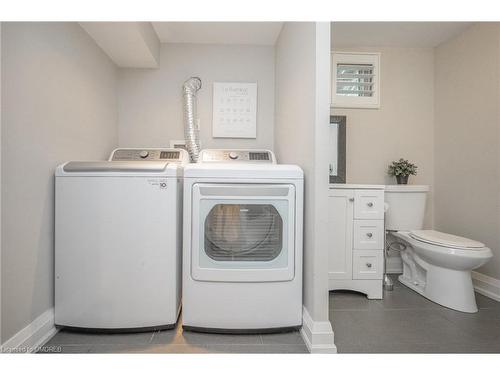 905 Cloverleaf Drive, Burlington, ON - Indoor Photo Showing Laundry Room