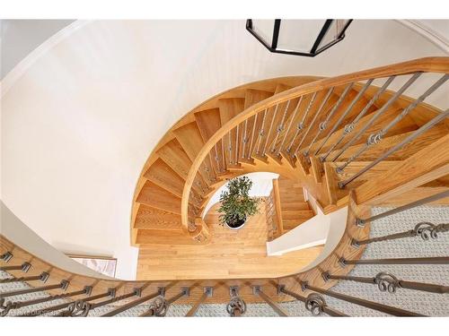 3449 Robin Hill Circle, Oakville, ON 