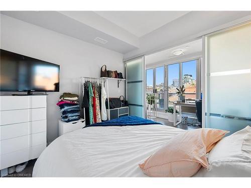 815-55 Front Street E, Toronto, ON - Indoor Photo Showing Bedroom