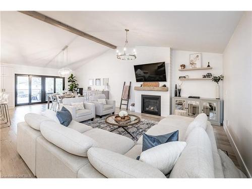 2560 2 Side Road, Burlington, ON - Indoor Photo Showing Living Room With Fireplace