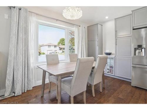 715 Drury Lane, Burlington, ON - Indoor Photo Showing Dining Room