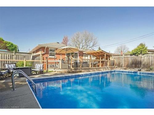 715 Drury Lane, Burlington, ON - Outdoor With In Ground Pool With Backyard