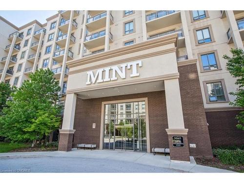 719-2490 Old Bronte Road, Oakville, ON - Outdoor With Balcony With Facade