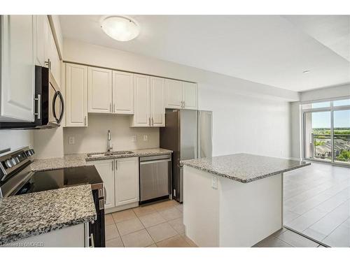 719-2490 Old Bronte Road, Oakville, ON - Indoor Photo Showing Kitchen With Stainless Steel Kitchen