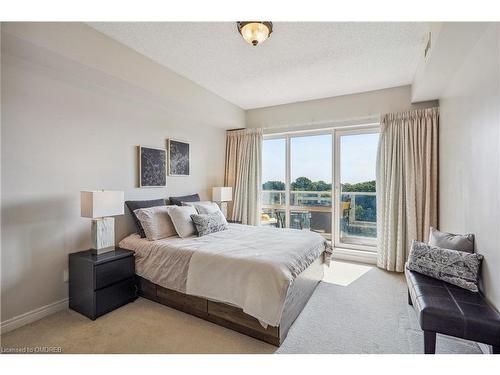 603-50 Old Mill Road, Oakville, ON - Indoor Photo Showing Bedroom