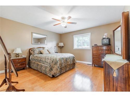 16 Geoffery Road, Port Dover, ON - Indoor Photo Showing Bedroom