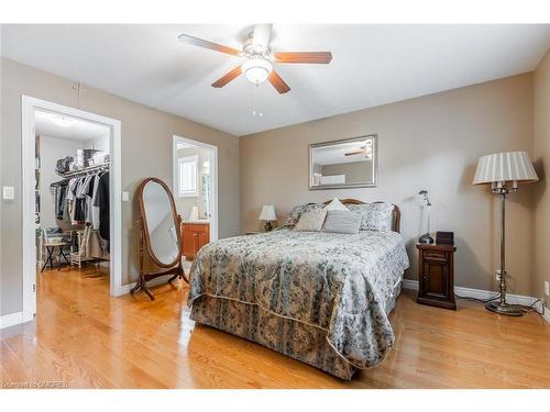 16 Geoffery Road, Port Dover, ON - Indoor Photo Showing Bedroom