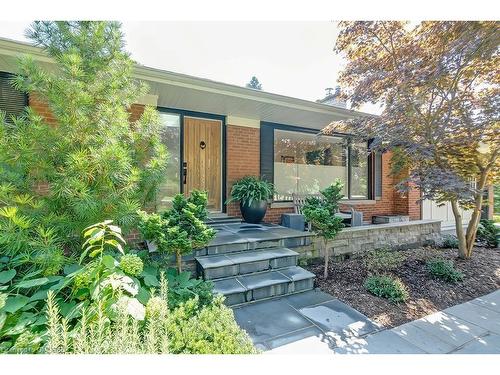 1250 Braeside Drive, Oakville, ON - Outdoor