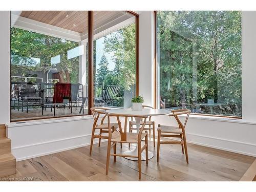 1250 Braeside Drive, Oakville, ON - Indoor Photo Showing Dining Room