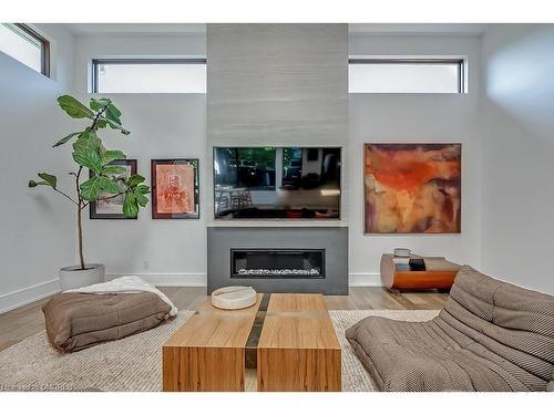 1250 Braeside Drive, Oakville, ON - Indoor Photo Showing Living Room With Fireplace