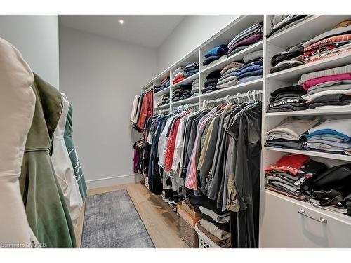 1250 Braeside Drive, Oakville, ON - Indoor With Storage