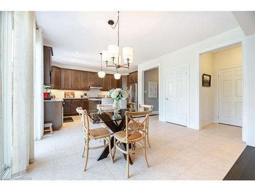 580 Snider Terrace, Milton, ON - Indoor Photo Showing Dining Room