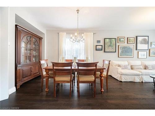 580 Snider Terrace, Milton, ON - Indoor Photo Showing Dining Room