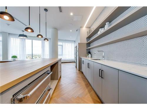 1301-2520 Eglinton Avenue W, Mississauga, ON - Indoor Photo Showing Kitchen With Upgraded Kitchen