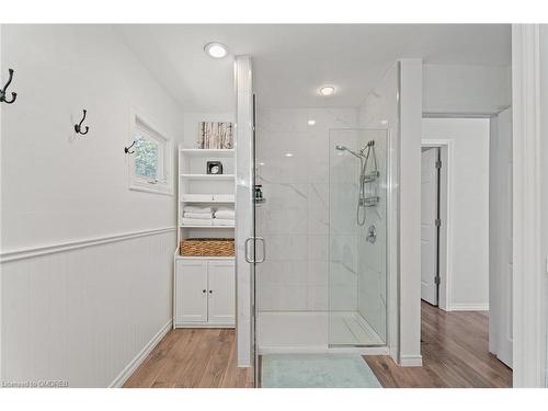 121 North Deer Lake Road, Port Sydney, ON - Indoor Photo Showing Bathroom