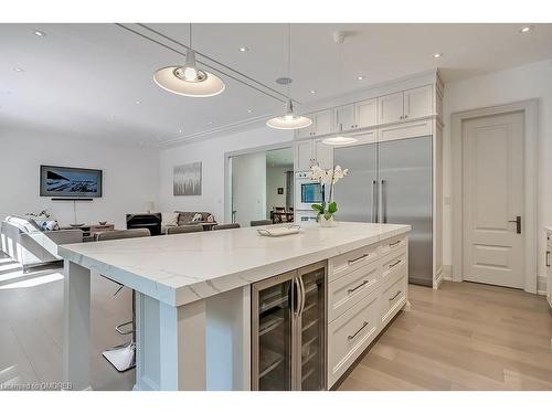 3136 Limestone Road, Campbellville, ON - Indoor Photo Showing Kitchen With Upgraded Kitchen