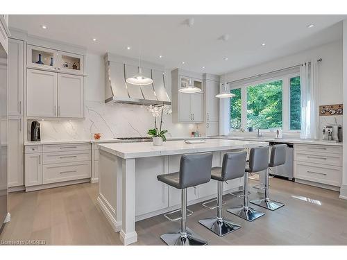 3136 Limestone Road, Campbellville, ON - Indoor Photo Showing Kitchen With Upgraded Kitchen