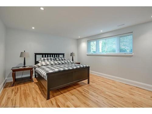 3136 Limestone Road, Campbellville, ON - Indoor Photo Showing Bedroom