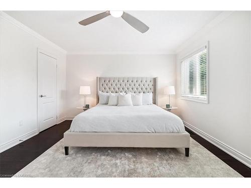 2254 Kwinter Road, Oakville, ON - Indoor Photo Showing Bedroom