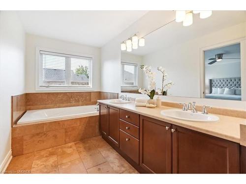 2254 Kwinter Road, Oakville, ON - Indoor Photo Showing Bathroom