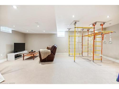 2254 Kwinter Road, Oakville, ON - Indoor Photo Showing Basement