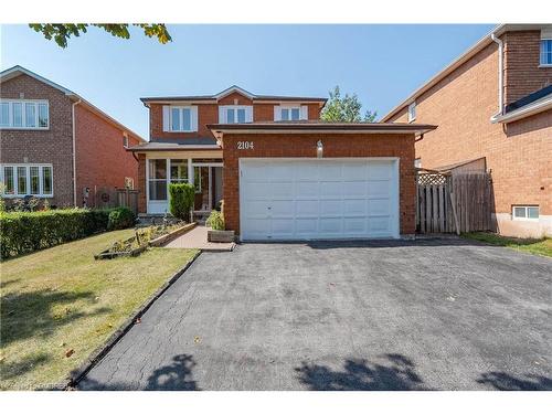 2104 Laurelwood Drive, Oakville, ON - Outdoor