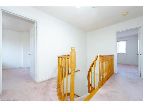 2104 Laurelwood Drive, Oakville, ON - Indoor Photo Showing Other Room