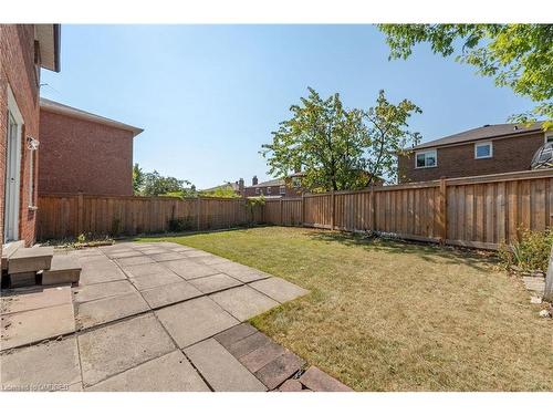 2104 Laurelwood Drive, Oakville, ON - Outdoor