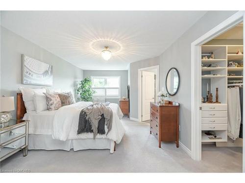 3382 Whilabout Terrace, Oakville, ON - Indoor Photo Showing Bedroom