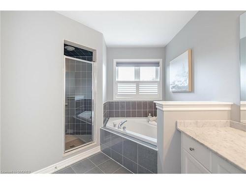 3382 Whilabout Terrace, Oakville, ON - Indoor Photo Showing Bathroom