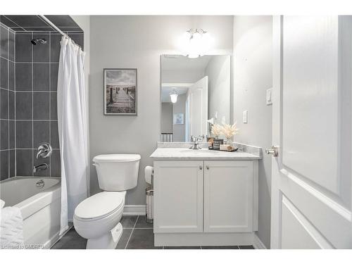 3382 Whilabout Terrace, Oakville, ON - Indoor Photo Showing Bathroom