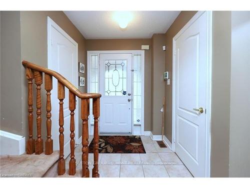 5863 Chalfont Crescent, Mississauga, ON - Indoor Photo Showing Other Room