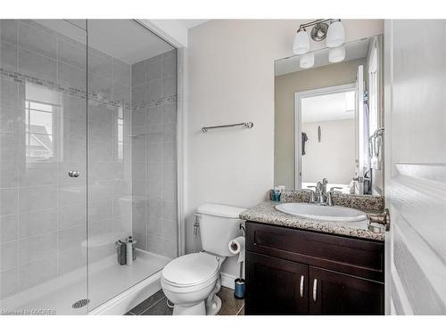 3198 Saltaire Crescent, Oakville, ON - Indoor Photo Showing Bathroom