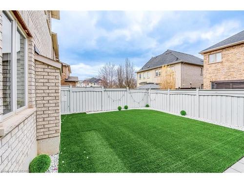 3198 Saltaire Crescent, Oakville, ON - Outdoor