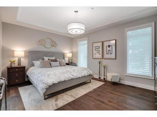 17 Hickory Drive, Rockwood, ON - Indoor Photo Showing Bedroom