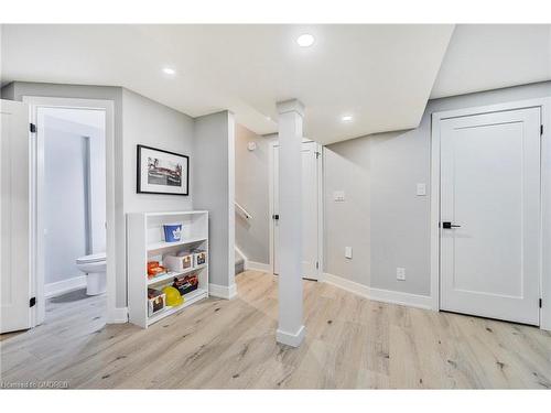 1355 Delco Court, Mississauga, ON - Indoor Photo Showing Other Room