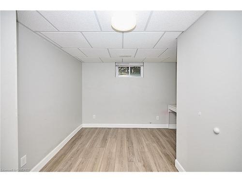 32 Collier Road S, Thorold, ON - Indoor Photo Showing Other Room