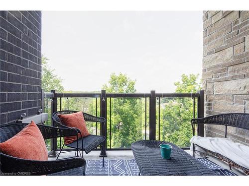 422-33 Whitmer Street, Milton, ON - Outdoor With Balcony With Exterior