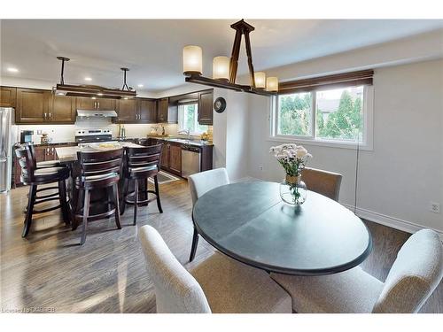 1196 Lindsay Drive, Oakville, ON - Indoor Photo Showing Dining Room