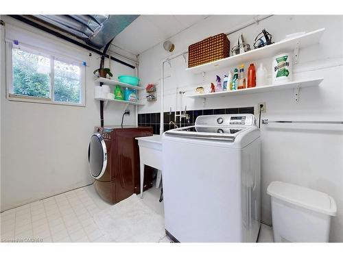 1196 Lindsay Drive, Oakville, ON - Indoor Photo Showing Laundry Room