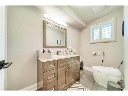 771 Dack Boulevard, Mississauga, ON - Indoor Photo Showing Bathroom