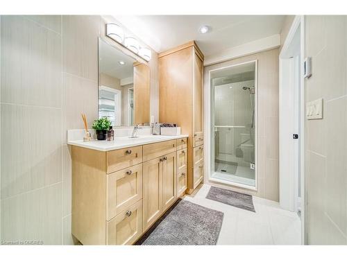 771 Dack Boulevard, Mississauga, ON - Indoor Photo Showing Bathroom