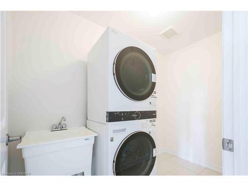 47 East Vista Terrace, Quinte West, ON - Indoor Photo Showing Laundry Room