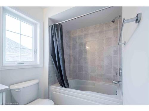 47 East Vista Terrace, Quinte West, ON - Indoor Photo Showing Bathroom