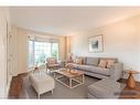 57 Orr Crescent, Stoney Creek, ON  - Indoor Photo Showing Living Room 