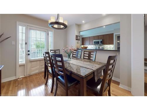 937 Burrows Gate, Milton, ON - Indoor Photo Showing Dining Room