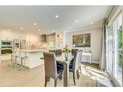 1232 Falgarwood Drive, Oakville, ON - Indoor Photo Showing Dining Room