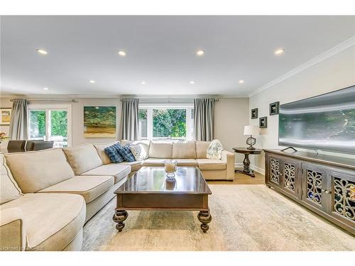 1232 Falgarwood Drive, Oakville, ON - Indoor Photo Showing Living Room