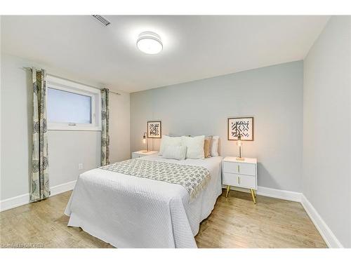 1232 Falgarwood Drive, Oakville, ON - Indoor Photo Showing Bedroom